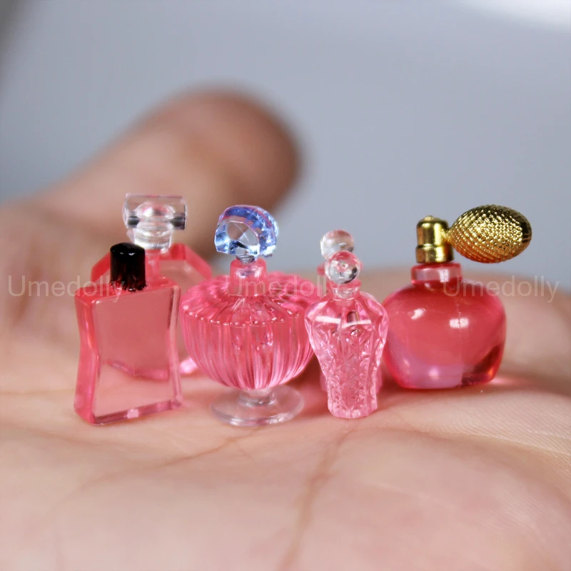 Dolls House Miniature Bedroom Bathroom Accessory Set of Ladies Perfume Bottles