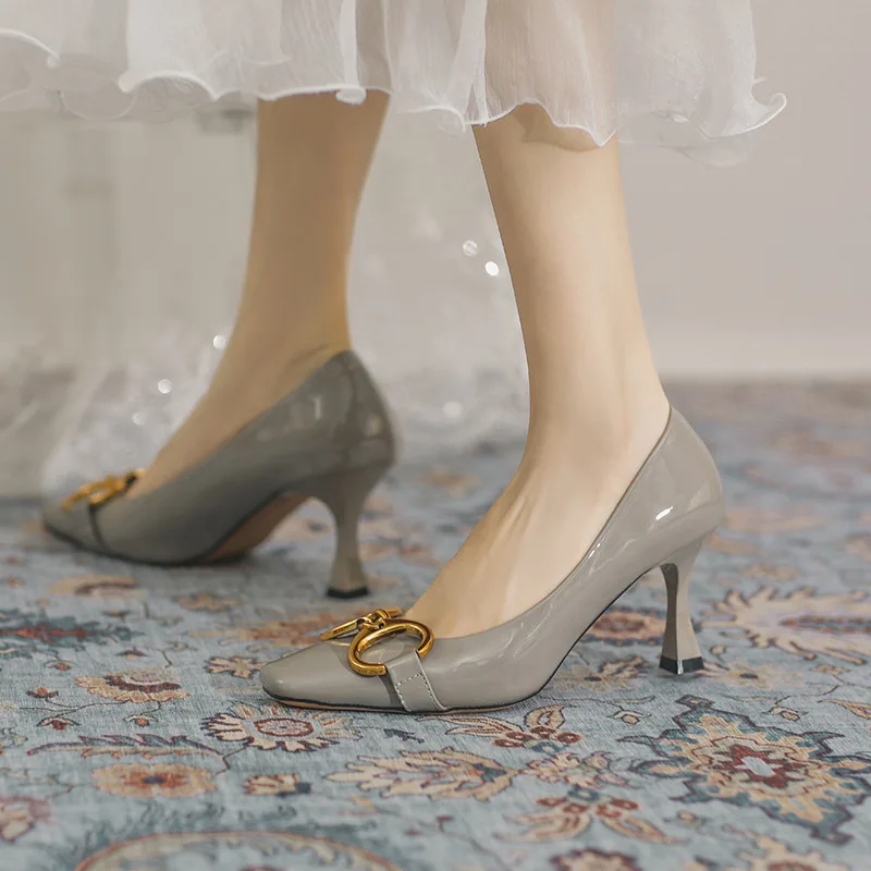 

Женские лакированные туфли на массивном каблуке, красные туфли с круглым носком и бантом-бабочкой, весна-осень 2022