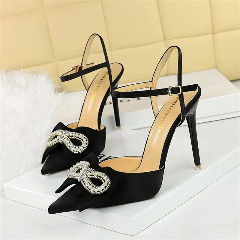 Women's Pointed Toe Shallow Mouth Sandals Summer 2024 New Fashion Pumps Pearl Bow High Heel Hollowing Out Heeled Sandals