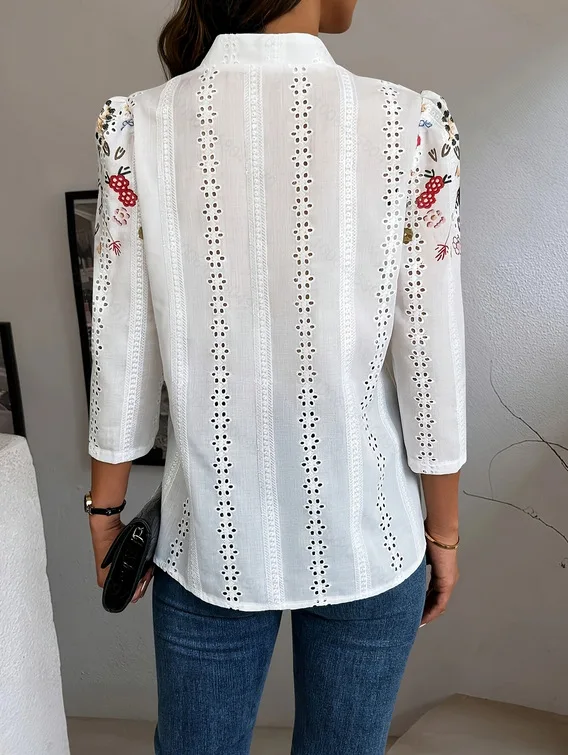 Collar Detail
