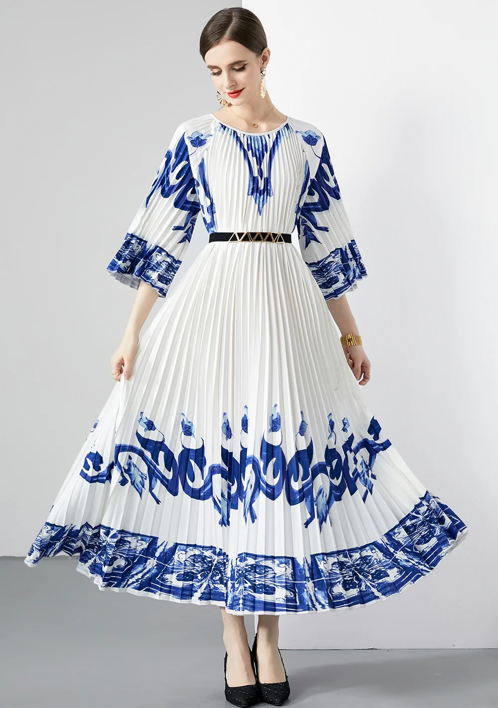 

Fashion Blue And White Porcelain Print Maxi Long Dress Women 2023 Summer Short Sleeve A Line Pleated Vestidos Evening Big Size