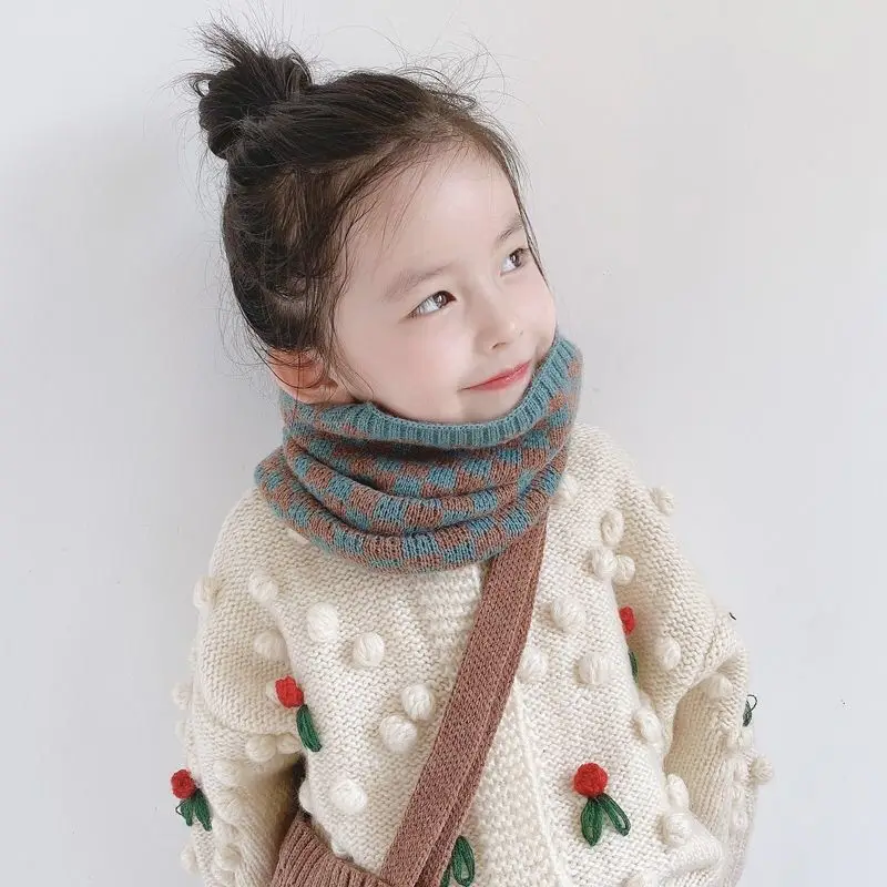 Winter knitted diamond checker children's scarf for boys and girls new neck cover for all kinds of baby warm wool bib tide