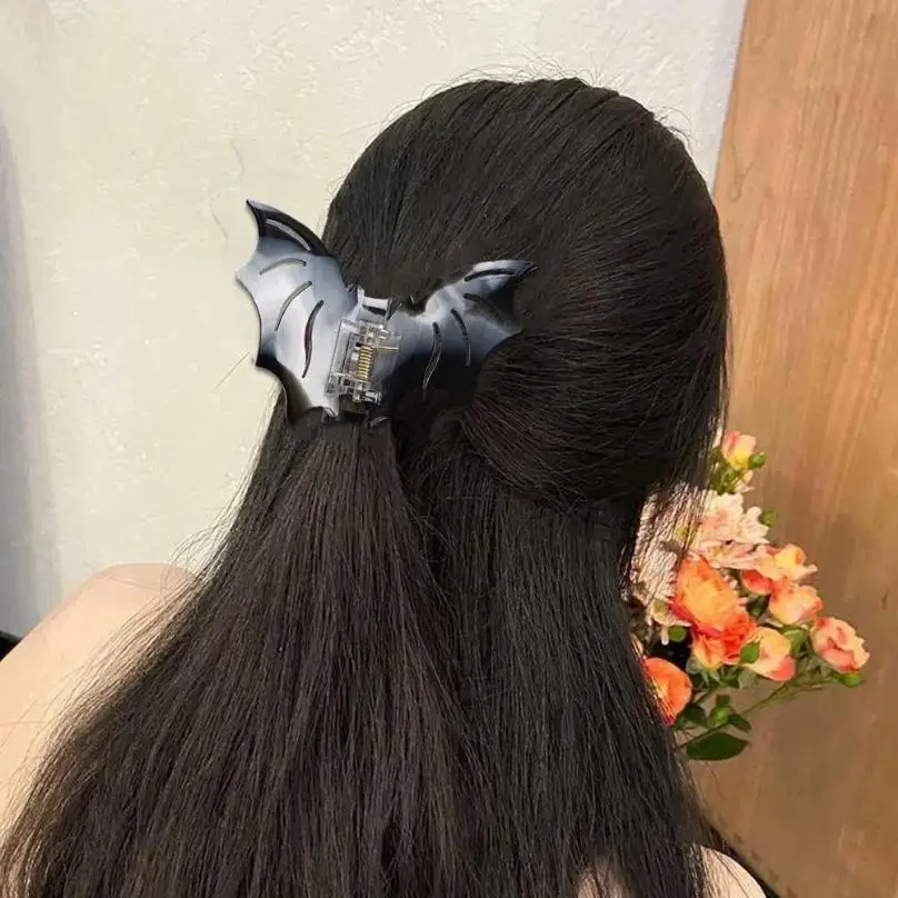 New Halloween Bat Hair Claw Clips For Women Girl Funny Hair Crab Shark Clip Butterfly Hairpin Lady Headdress Hair Accessories