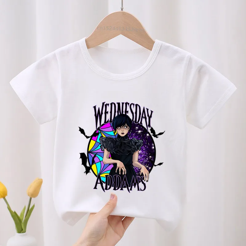 Camiseta de manga curta infantil, roupas de verão para bebês meninas e meninos, nova série quente, Friday addams, moda infantil