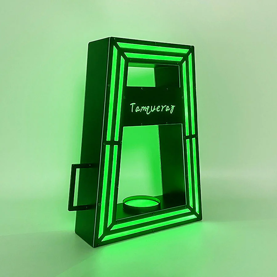 Рисунок 4 - Металлический роскошный держатель