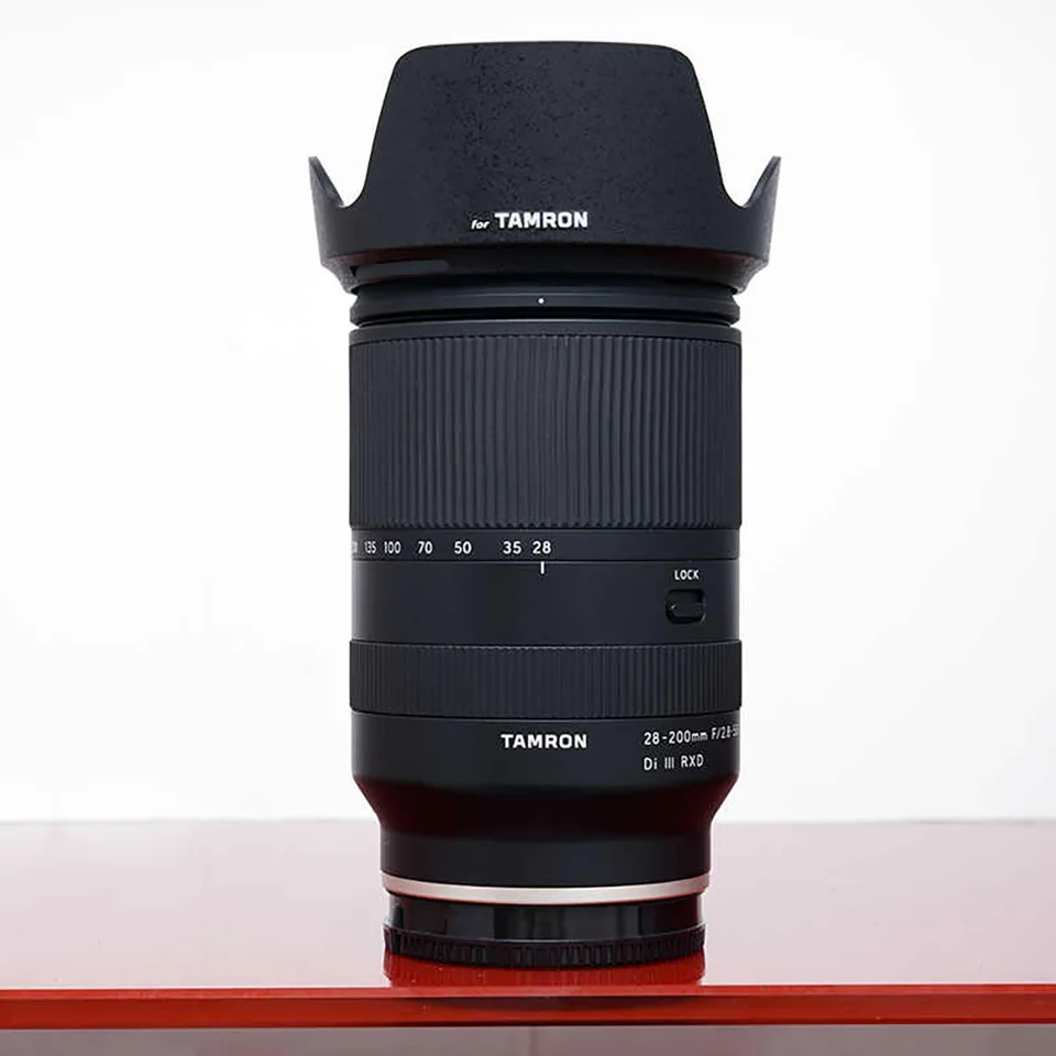 TAMRON カメラ望遠レンズ　日除カバー 28-200mm TAMRON カメラ望遠レンズ 日除カバー 28-200mm