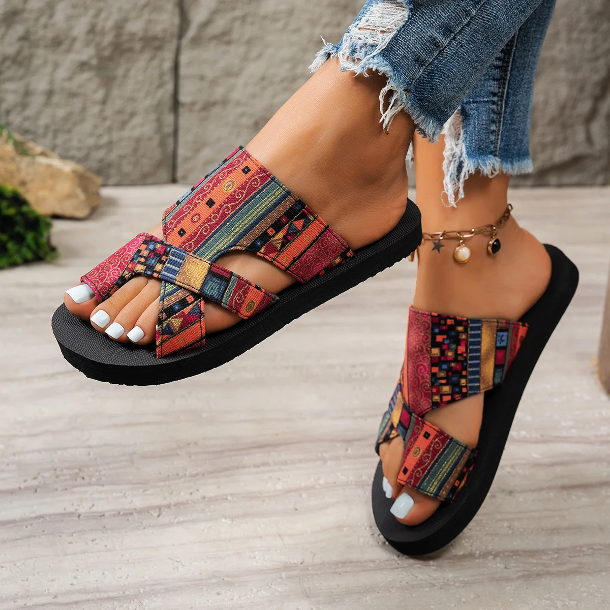 Sandales compensées femme été ethnique colorées plage confort