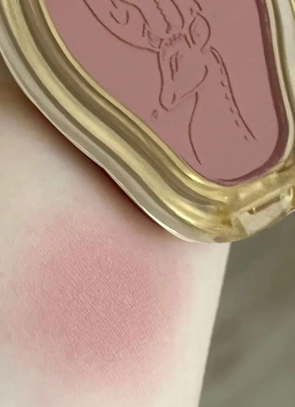 Powder blusher Blush powder Facial blusher Face blusher matte natural cheek tint brighten face waterproof contouring cosmetics blush powder soft female makeup 1pcs