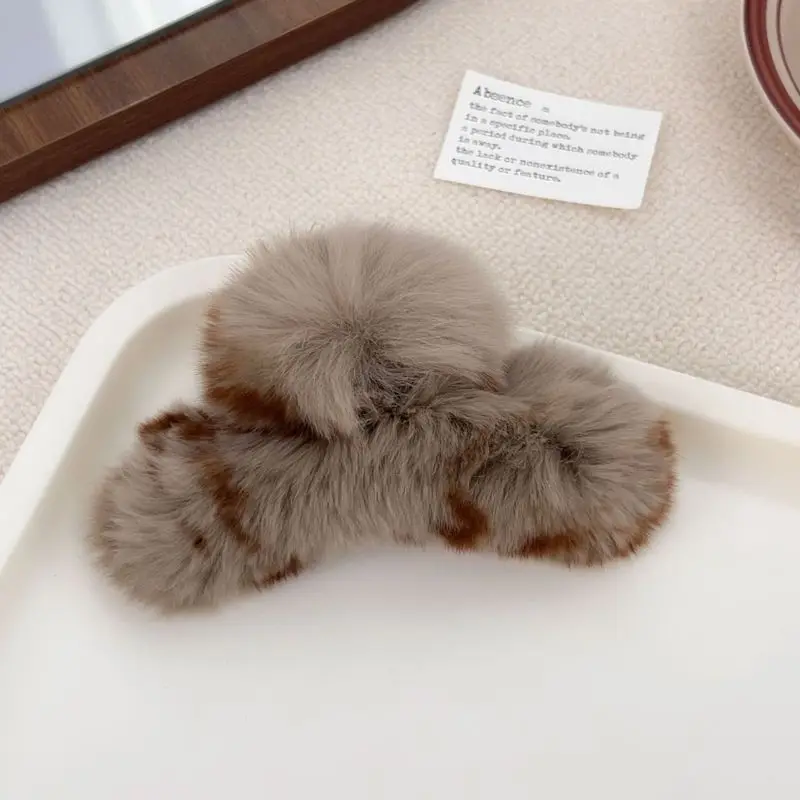 1pc Herbst und Winter Plüsch Klaue Clip Leopardenmuster Kaninchenfell Hai Clip süße pelzige Haarspange Kopfbedeckung pelzige Haar Klaue Kopfbedeckung – Detail 7