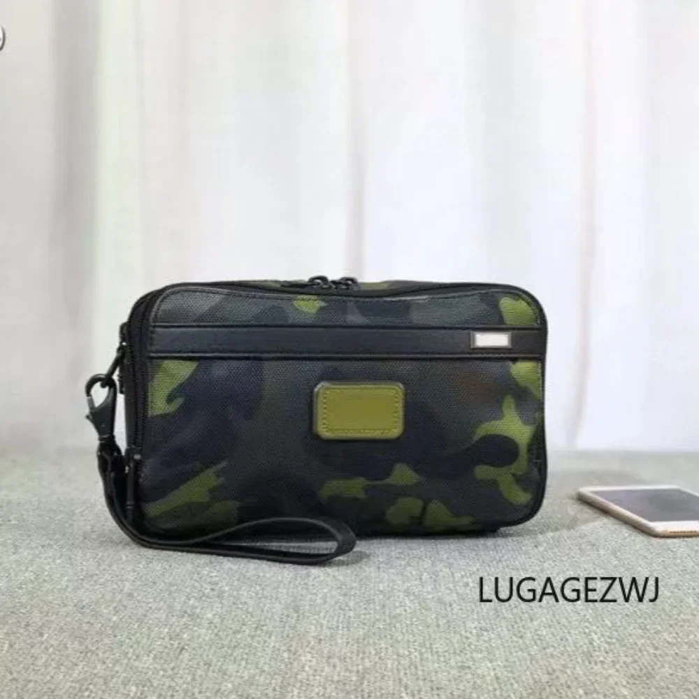 

Famous Brand Ballistic Nylon Men's Business Casual Travel Toiletry Bag Cosmetic Bag Clutch