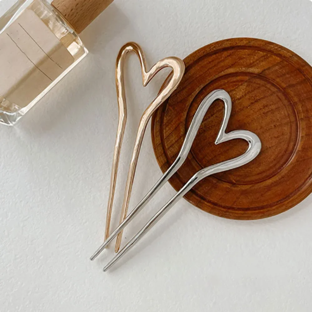 Description Picture 2 of itemFashion Love Metal Hair Clip Pin For Women Heart Shaped Hair Sticks Girls Korean Irregular Silver Color Hairpin Hair Accessories