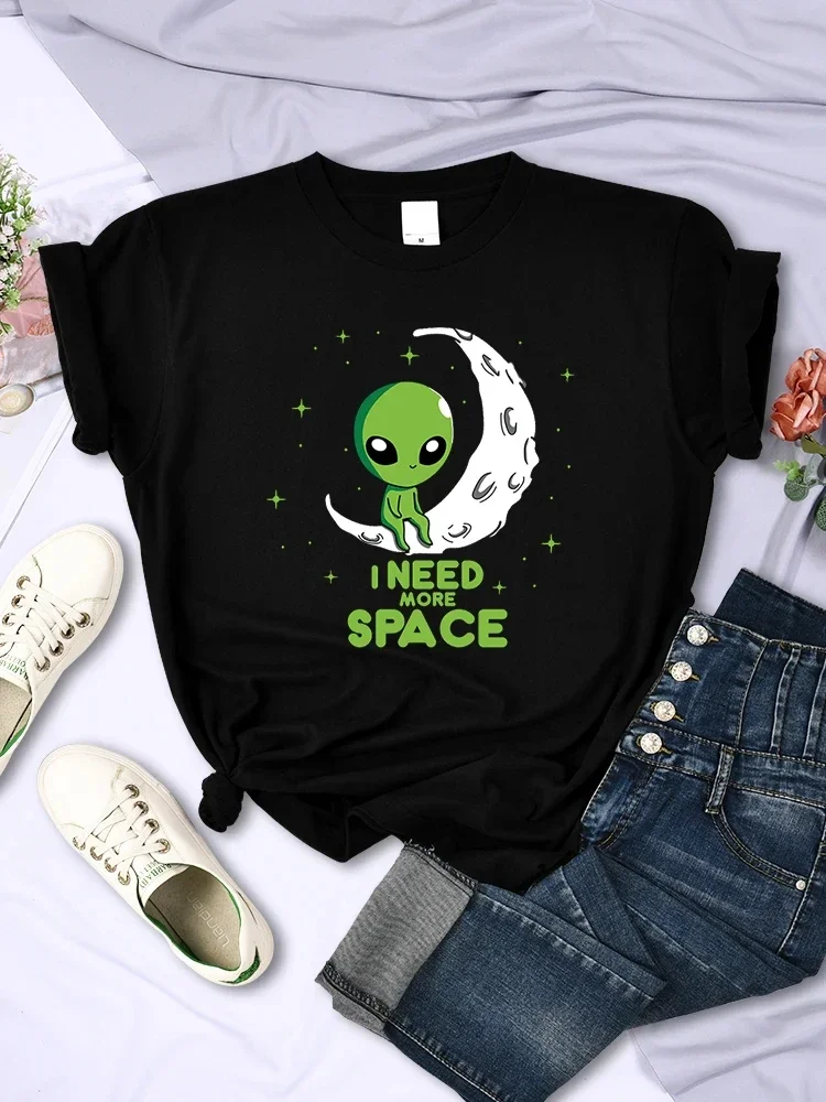 

I Need More Space Green Alien Female T-Shirts Street Harajuku Tops Casual Breathable Short Sleeve All-math Soft Womens Clothing