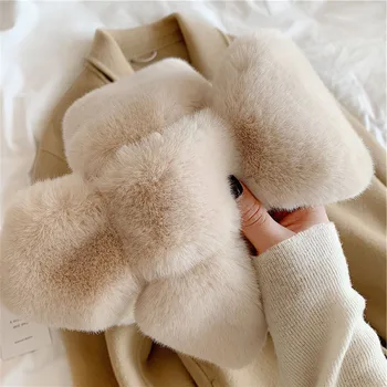 Kelsie Faux Fur Winter Scarf – Beige