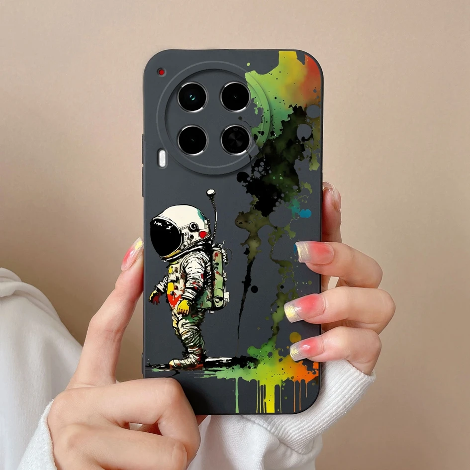 Luxury Soft Silicone Fashion Design Cover Case with Screen Protector