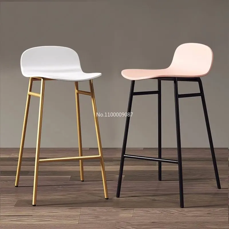 Рисунок 6 - Современное минималистичное искусственное