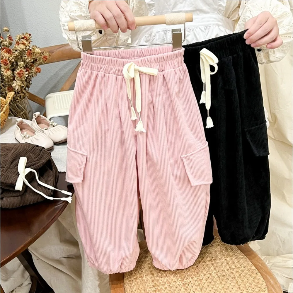 2025 خريف جديد بلون فضفاض المناسب 2-8 سنة الأطفال جيب غير رسمي السراويل النسخة الكورية العصرية ومتعددة الاستخدامات