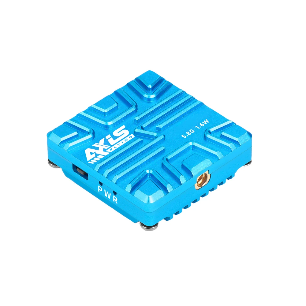 Axisflying V2 VTX 5.8G 1.6W installé sur un drone FPV, câbles connectés.