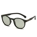 Photochromic
