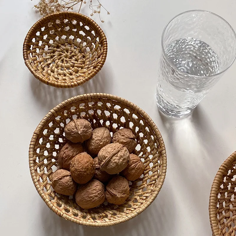 Vietnamese Hand-woven Autumn Rattan Woven Storage Towel Holder Coaster Tea Drain Photography Props  Snack Plate Fruit Plate 4
