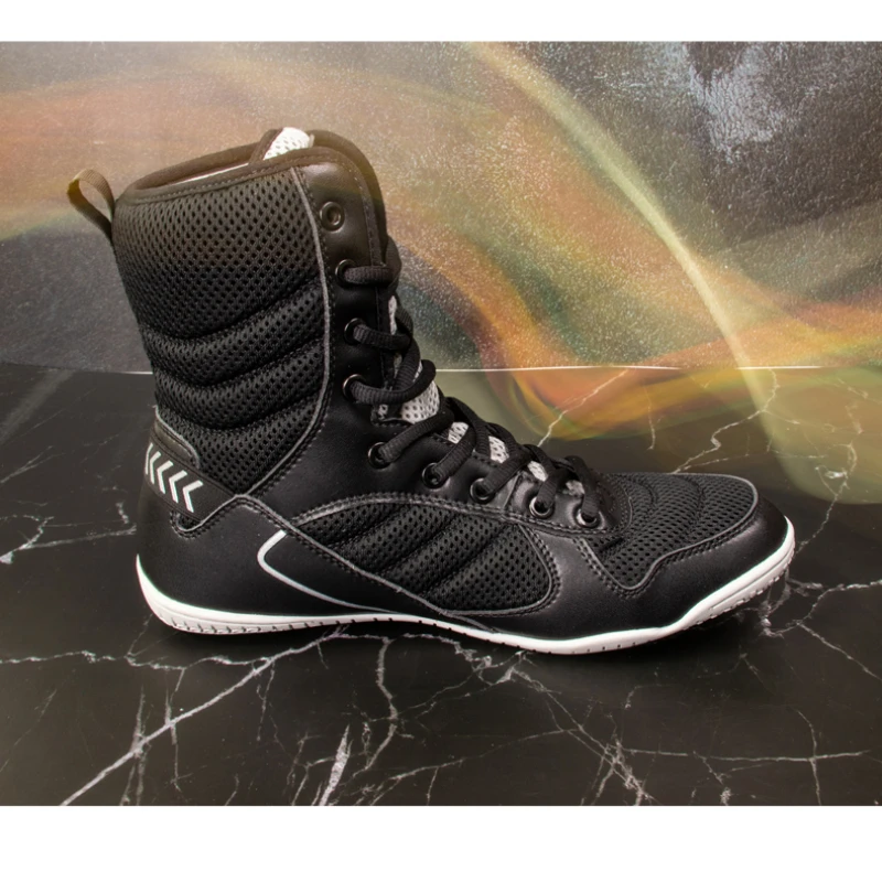 

Профессиональная Обувь для борьбы для мужчин и женщин, спортивная обувь для помещений, черные, белые, бриллиантовые дышащие боксерские ботинки для мальчиков