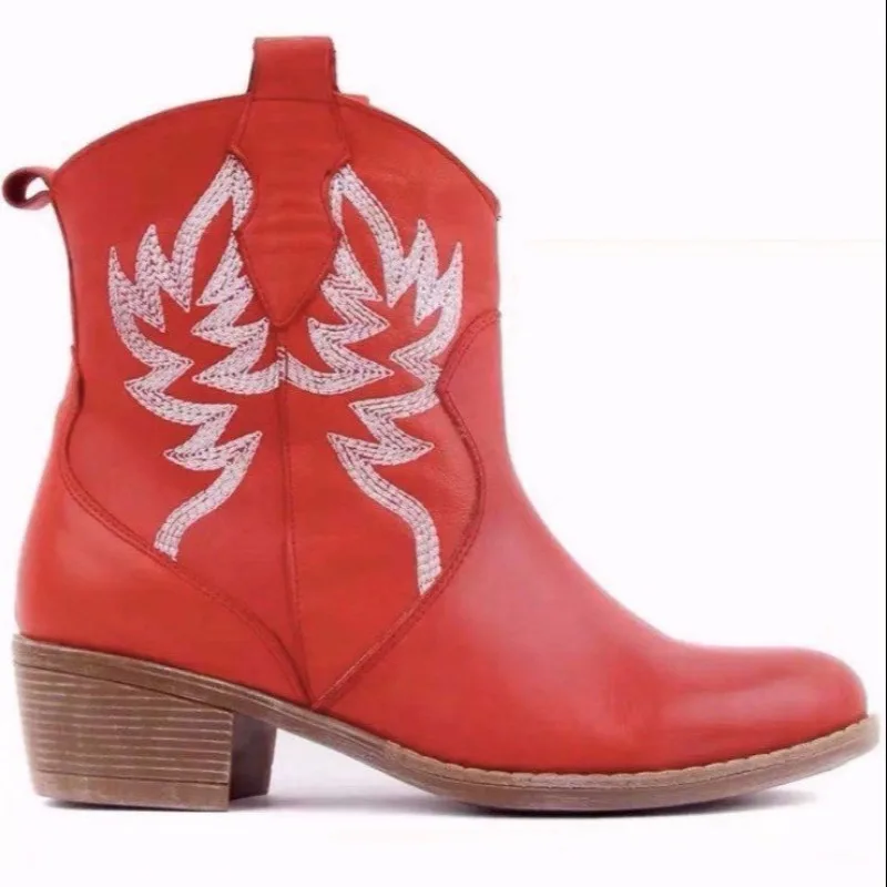 2023Winter Classic Shoes for Female Slip-on Women's Ankle Boots Square Heel Low Heel Casual Women's Shoes Plus Size Ladies Boots