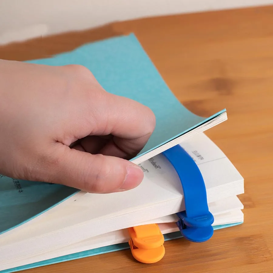 1Pc New Product with Page Bookmark Clip Silicone Simple Book Insert Memory and Page Automatic Recording Reading Tool