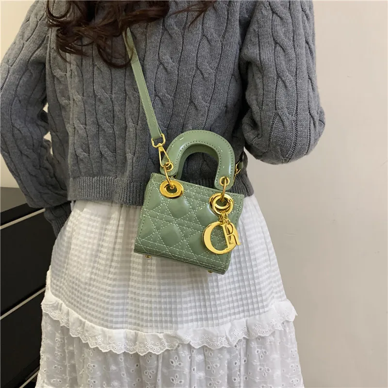 Рисунок 2 - Популярные сумки в этом году