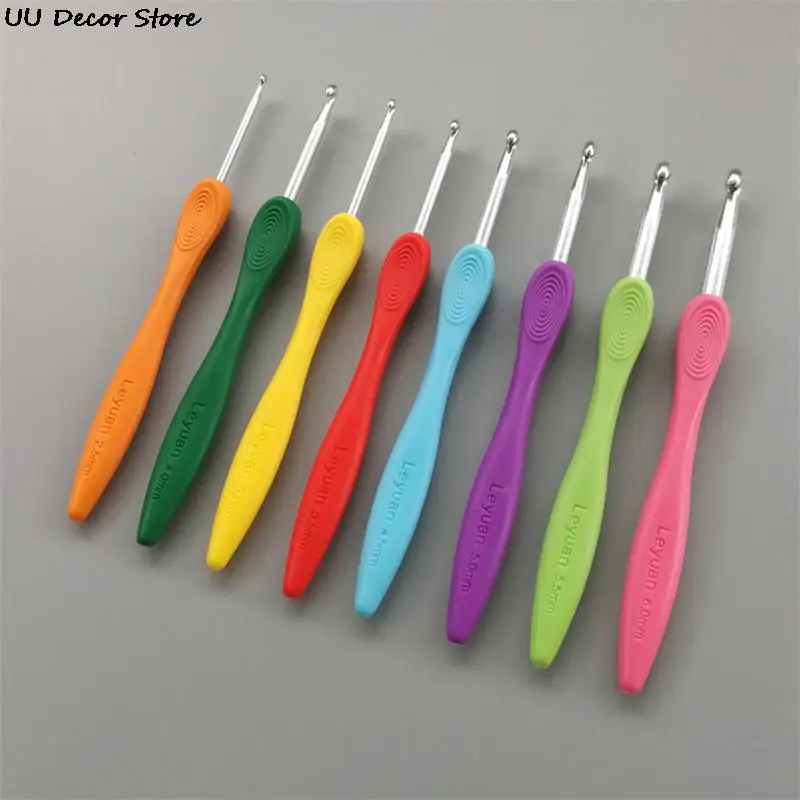 Crochet Needles 8pcs/set 2.5-6.0mm Aluminum With Grip