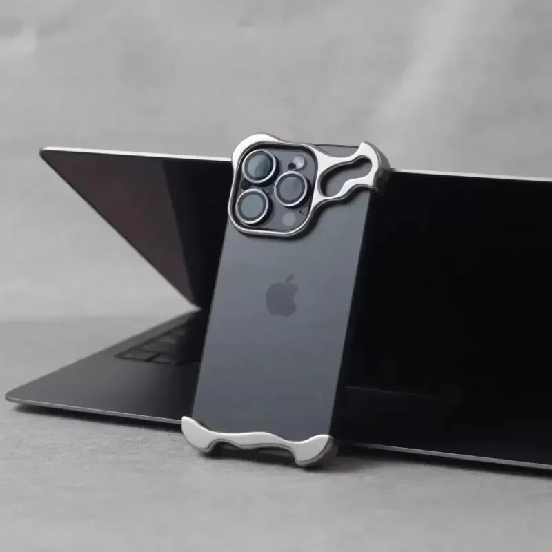 Titanium Shockproof Phone Case with Aluminum Alloy Corner Pads and Lens Protection
