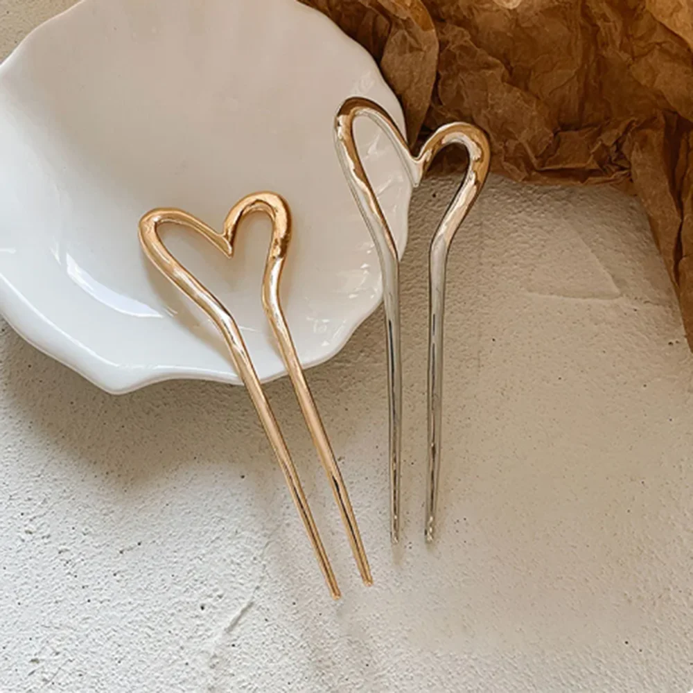 Description Picture 3 of itemFashion Love Metal Hair Clip Pin For Women Heart Shaped Hair Sticks Girls Korean Irregular Silver Color Hairpin Hair Accessories