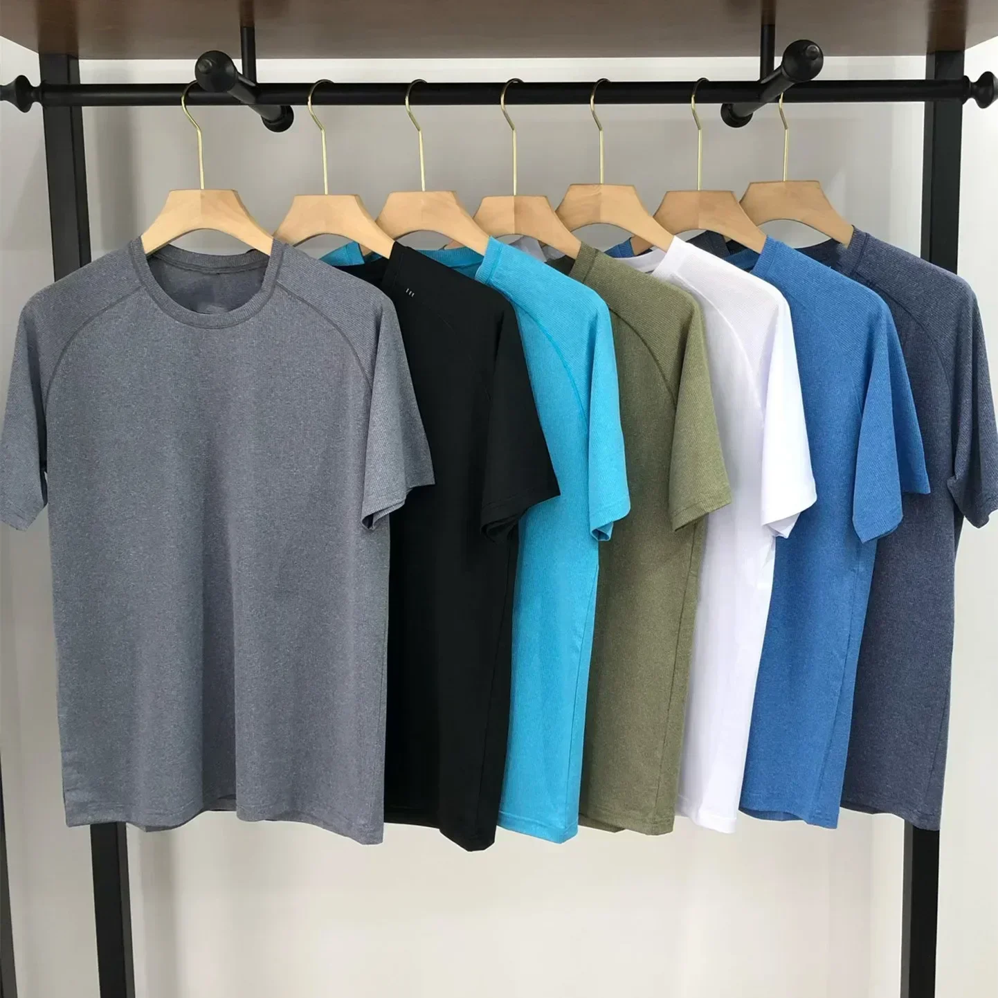 

Metal Vent Tech Men's sports short-sleeved T-shirt Lulu Men's Casual 7-color Breathable Round Neck Quick Drying Sports T-shirt