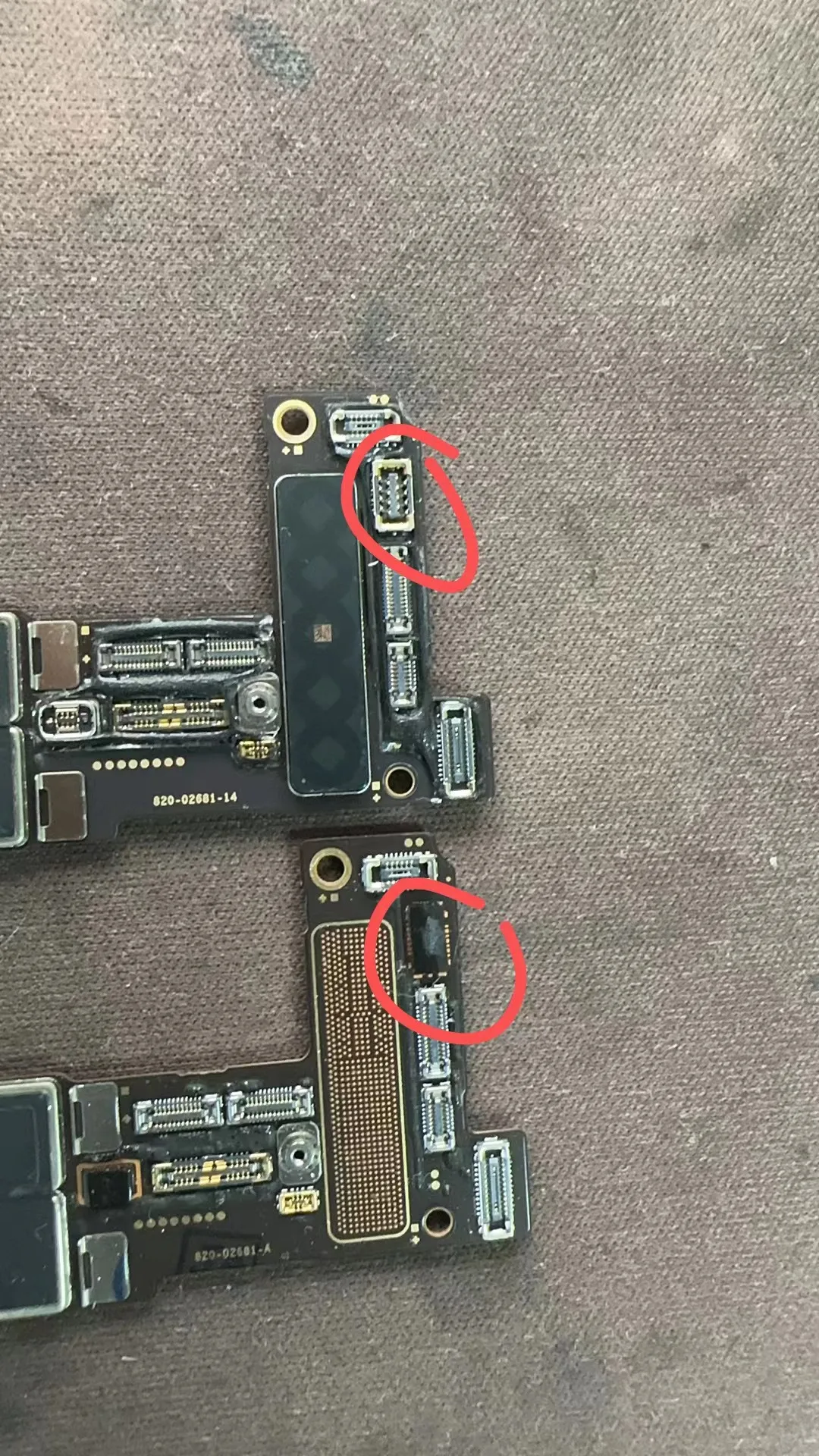 IPhone 14 Carte Mère Bloquée - Ouvert Jamais Utilisé - Pour Pièces