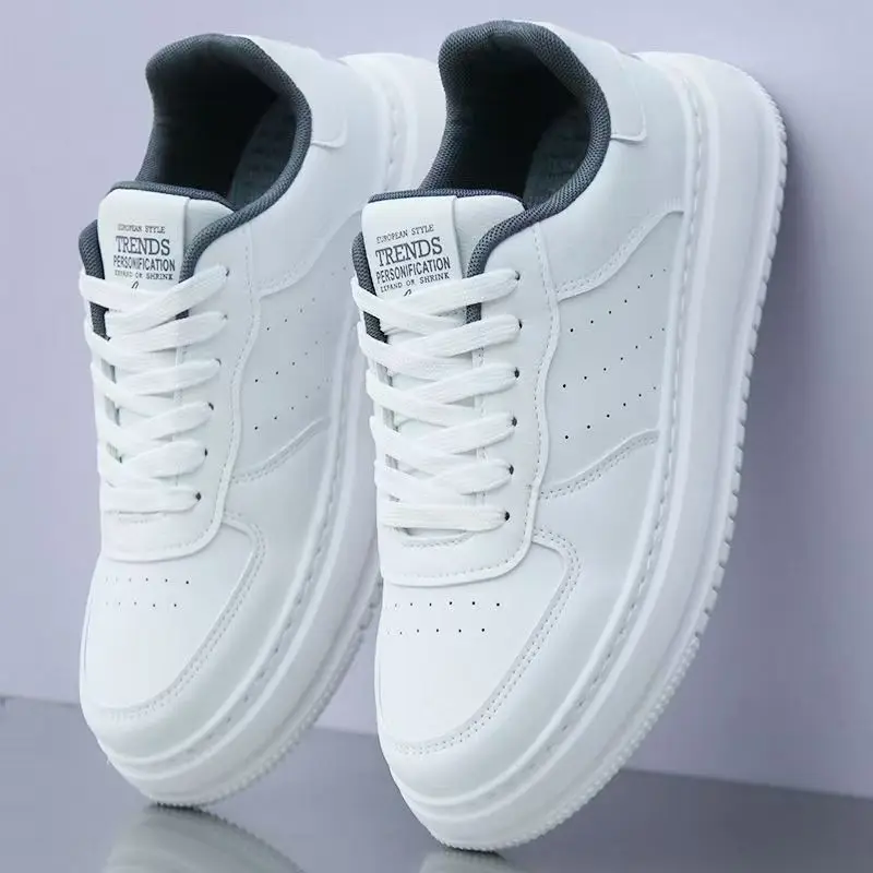 Men's Low-Top Breathable Soft-Soled Shoes New Spring Style Versatile Casual Sports Sneakers Comfortable All-Weather Footwear