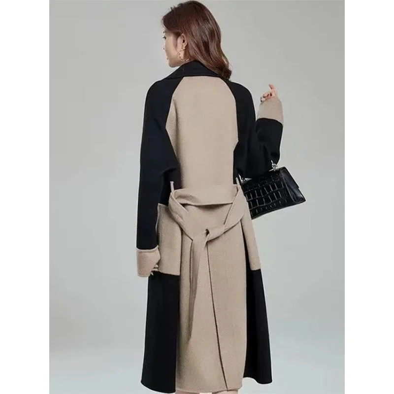 Рисунок 3 - Женское длинное винтажное пальто