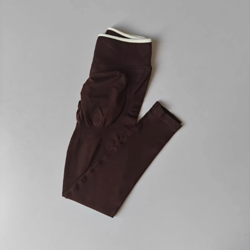 CK9209-marrone