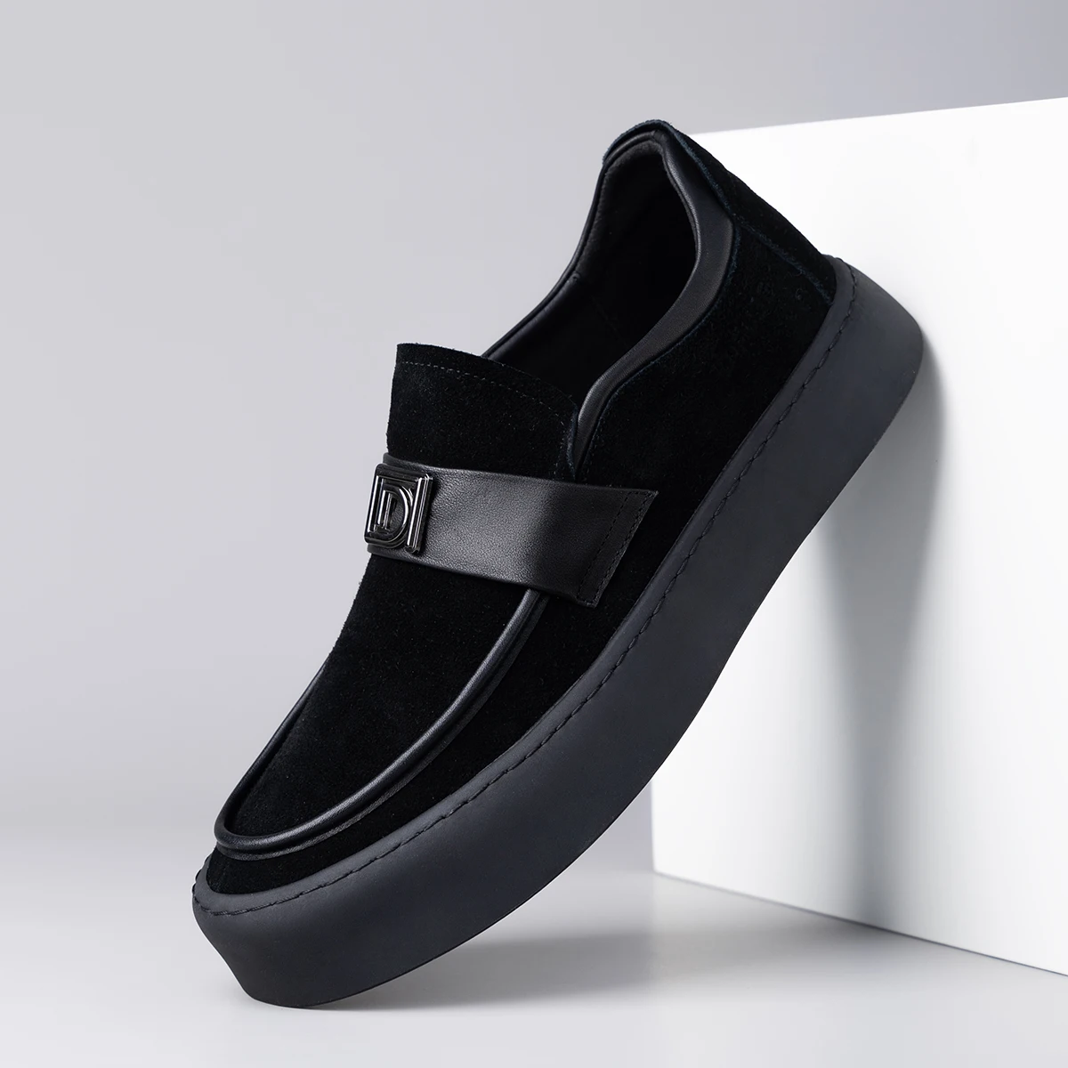 Autumn and Winter New Thick Sole Business Fashion Casual Leather Shoes 220926