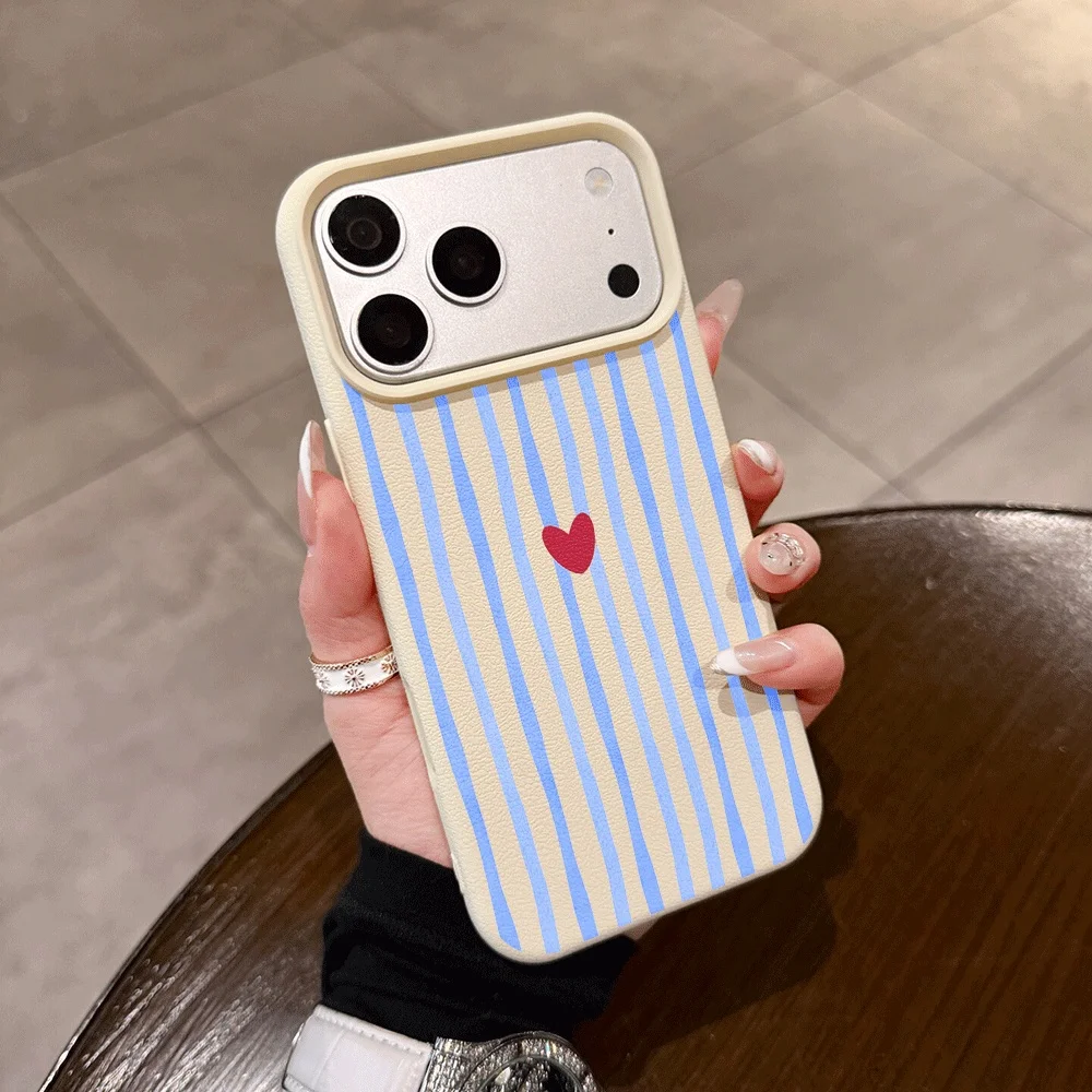 Chic Vertical Stripes Heart Silicone Matte Phone Case