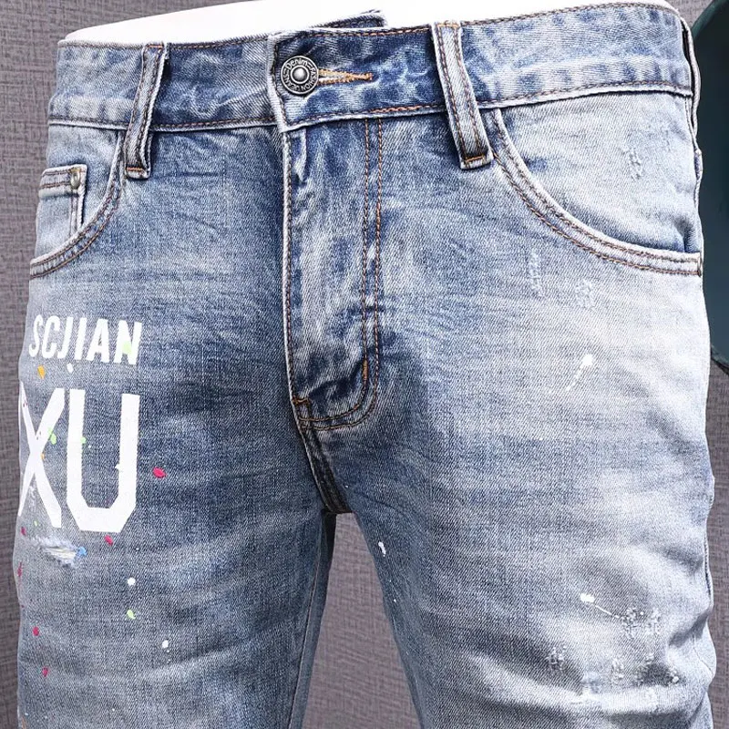 Street Fashion Men Jeans Retro Light Blue Stretch Slim Fit Printed Ripped Jeans Men Painted Patched Designer Hip Hop Denim Pants