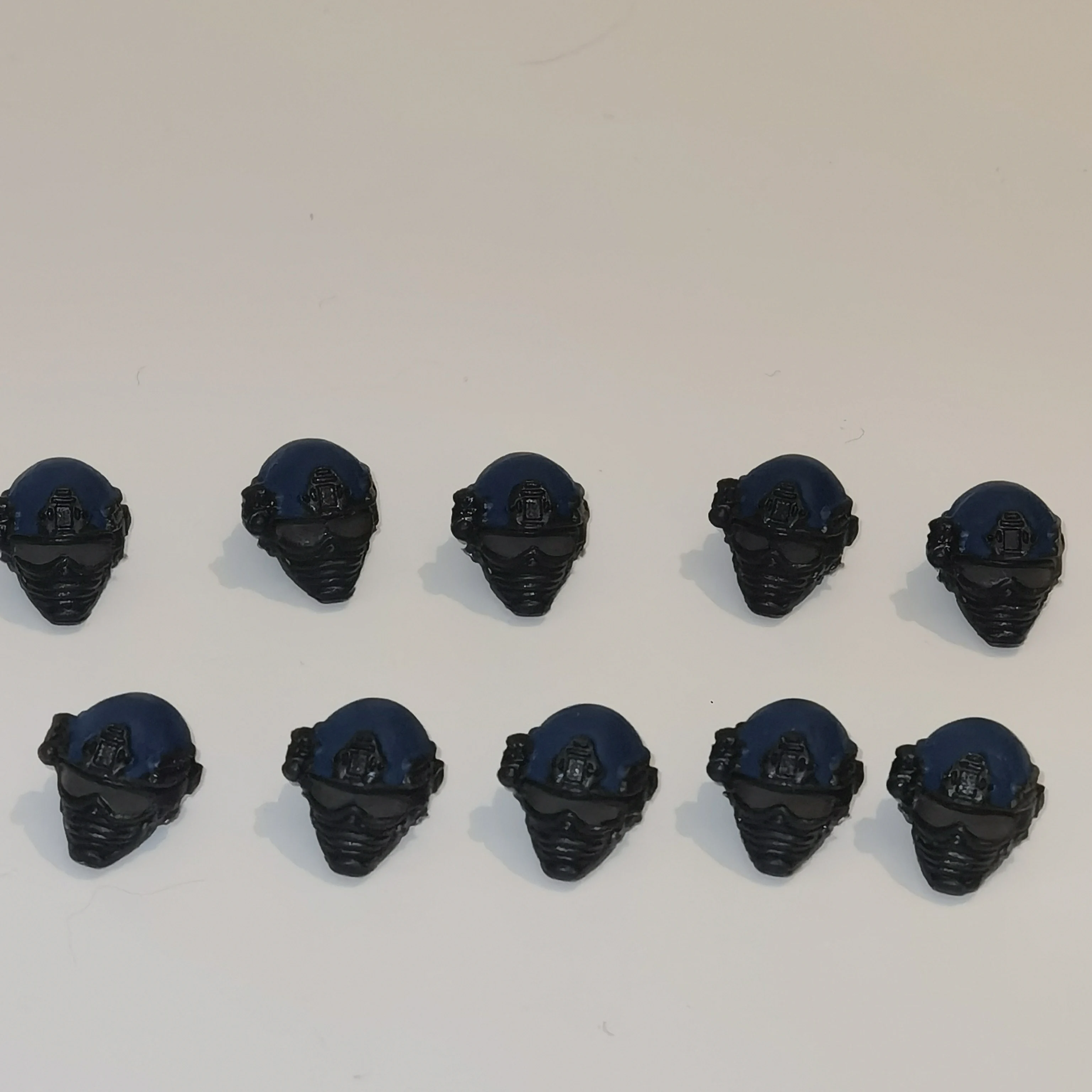 

Мега стеснения bloks call of duty 10 головок свободные игрушечные аксессуары темно-синий без тела
