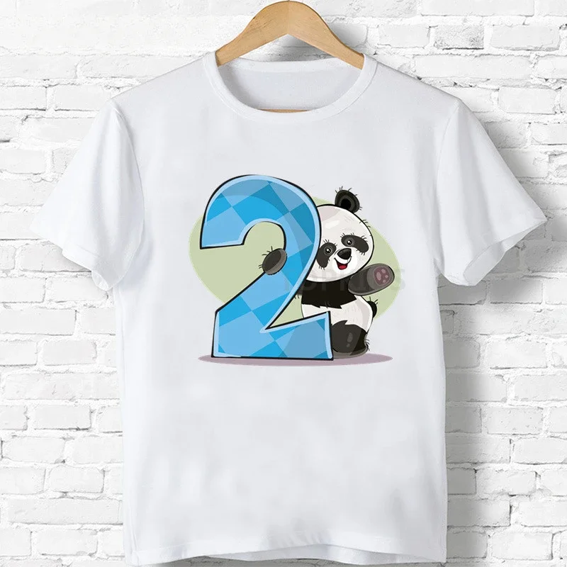 thumbnail image 1 of 2024 Camiseta de algodón con estampado de lazo y número 1-9 de panda de feliz cumpleaños para niños y niñas, divertida camiseta de dibujos animados para bebés, ropa de regalo para niños, 1 of 5