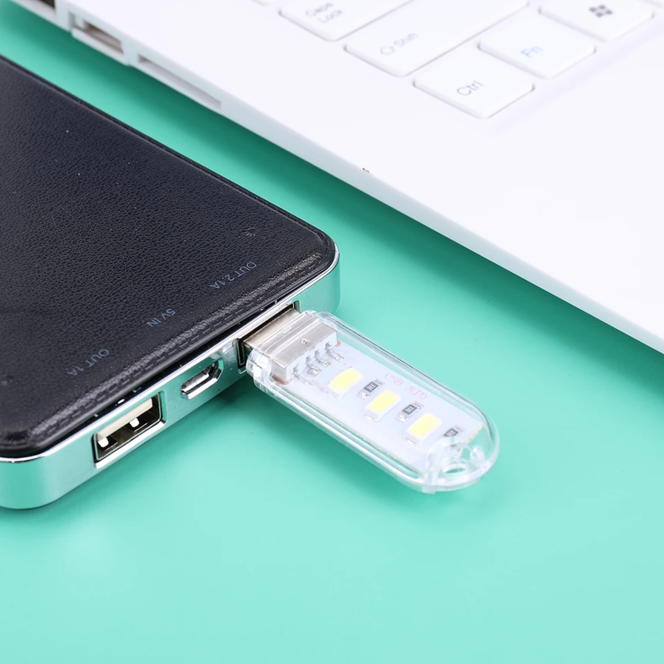 Lampe de nuit portable à 8 LED USB DC5V pour camping