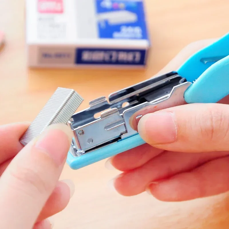 Colorful Stapler Book Staples Stitching Needle 1.2 cm Book Staples 800Pcs/box Office Stationery Supplies stapler pin
