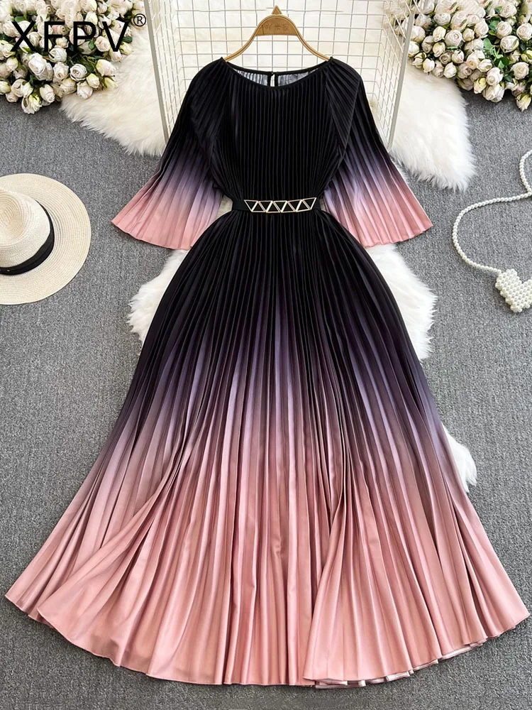 Vestidos con cuerpo plisado y tirantes finos cruzados Óxido
