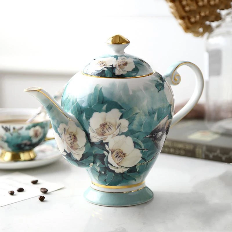 

British Retro Bone China Coffee Pot Chinese Teapot European High-grade Porcelain Teapot Tea Set Afternoon Tea Flower Teapot