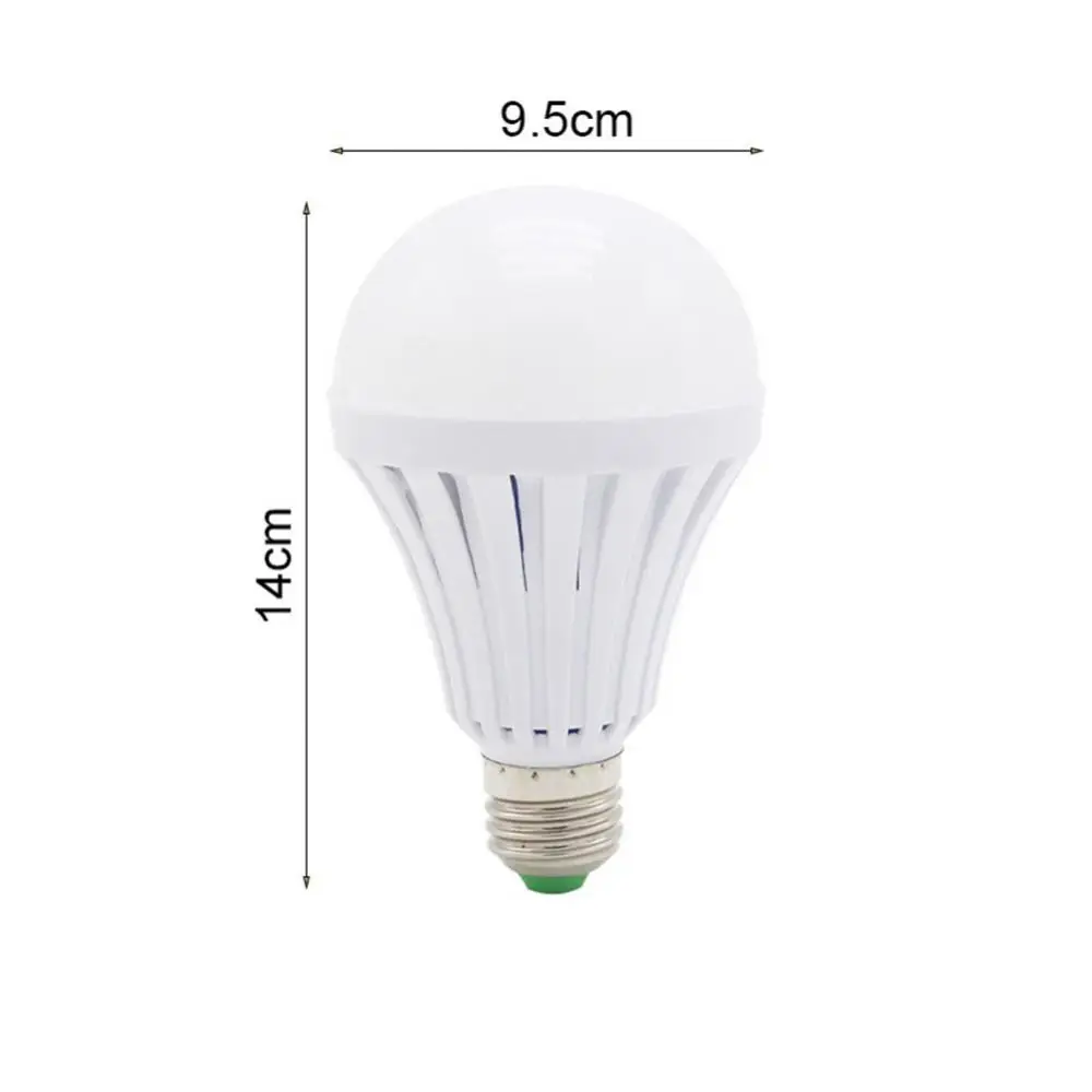 Kit de 8 Ampoules De Secours LED – Rechargeable Et économique