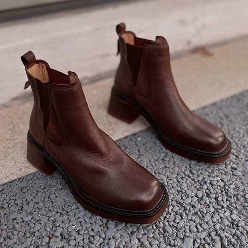 

Heihaian Chelsea Boots 2023 Autumn/Winter New Retro Style Hong Kong Short Boots Square Head Thick Heel Brown Smoke Boots Women