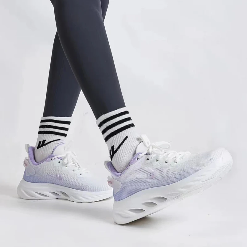 WARRIOR Women's Sports Specific Running Shoes Design Gradient Mesh Breathable Lightweight Walking Shoes Leisure Gym Sneaker 5