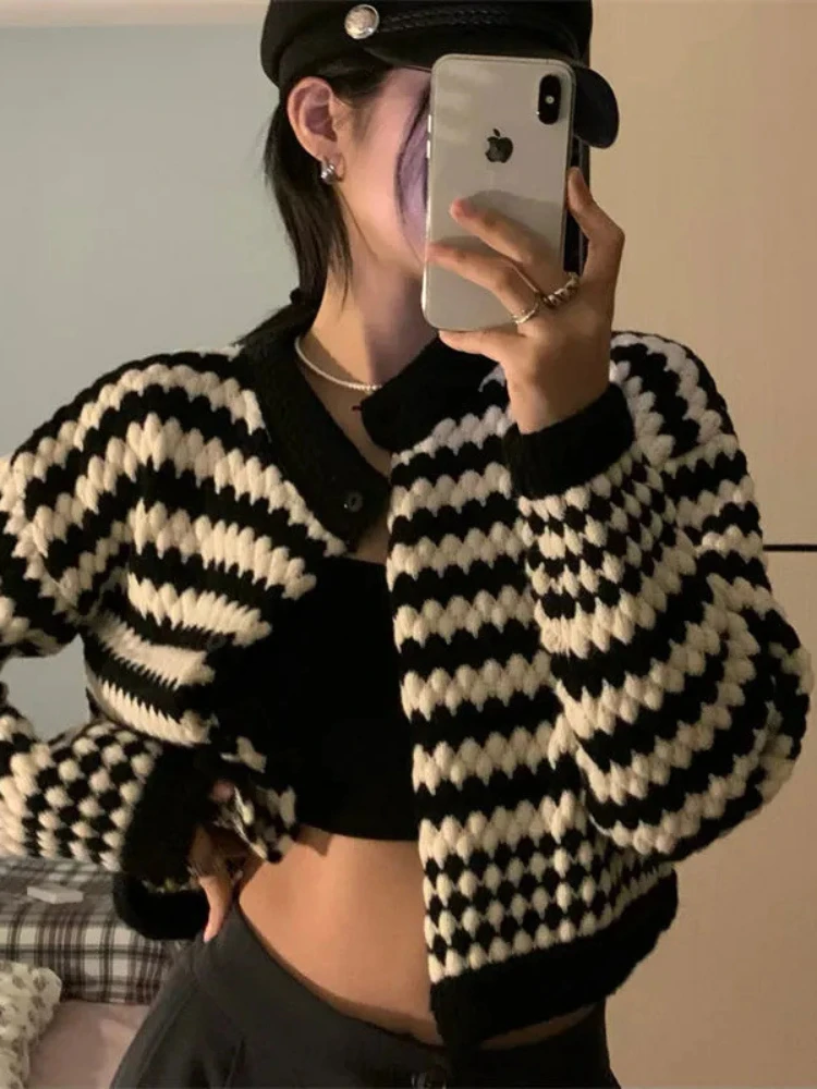 

Cardigan Short Women's Sweater Knitwear Top Loose Fit Long Sleeve Striped Open Stitch Vintage Korean Fashion Y2k Winter Clothes