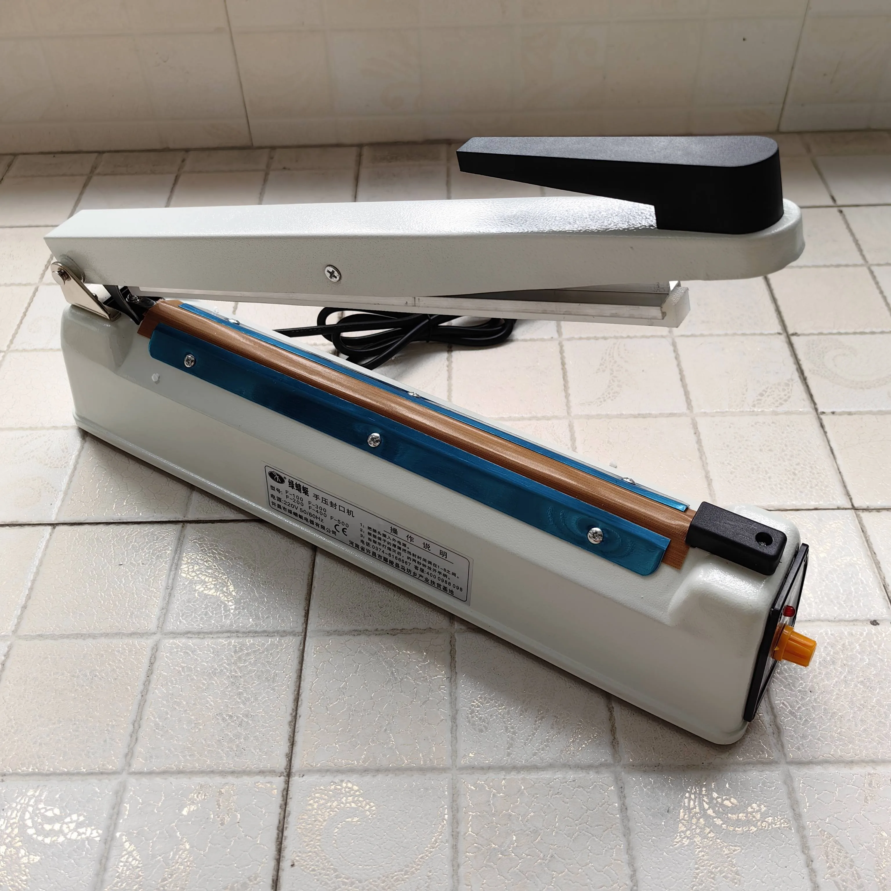 Manual Impulse Sealer Heat Plastic Bag Sealing Machine With Date Code Mold Metal Case 8mm Wide 300mm Seal Length Free Shipping 2