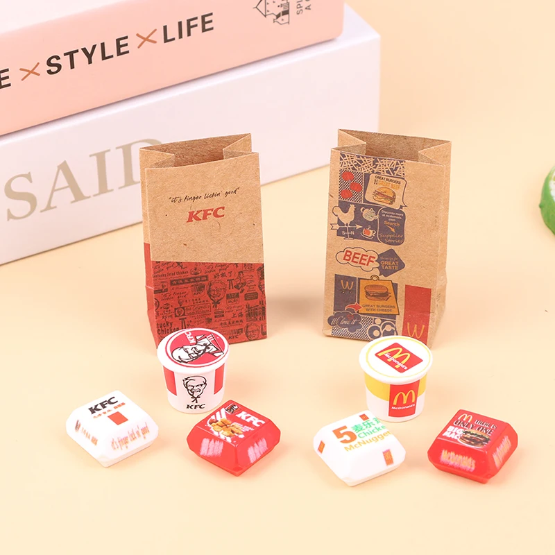 Doll House Kit DollHouse Miniature Simulation Takeaway Package Model DIY Accessories Furniture Toys 1Set